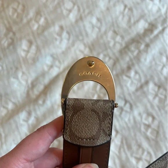 NWOT Coach Signature Logo Belt | Size Small - Picture 5 of 8